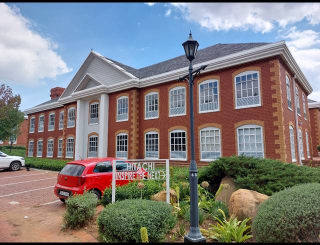 386M² OFFICE TO LET IN BRYANSTON